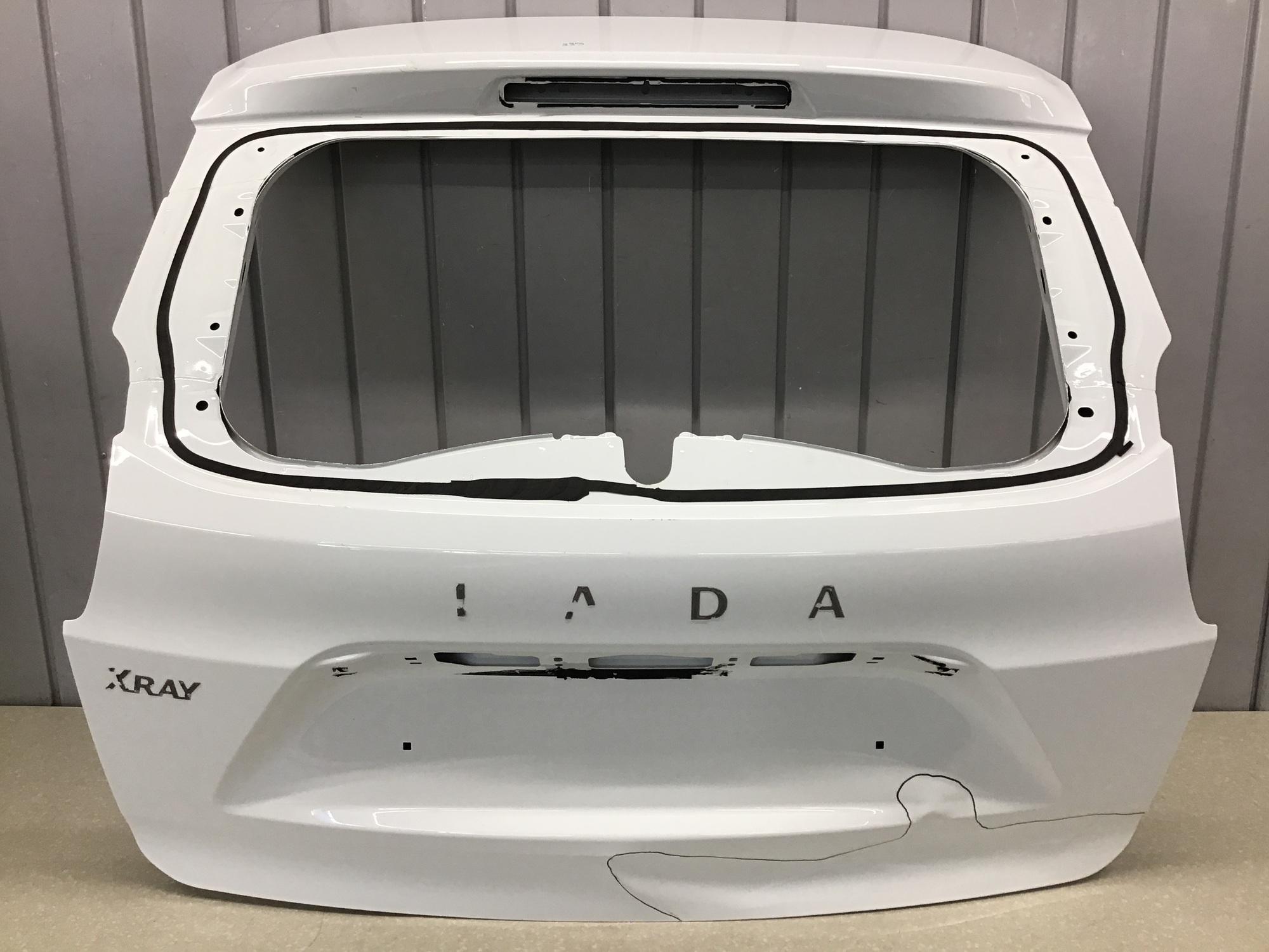 Купить Дверь багажника, VAZ Lada XRAY 2016> в Тюмени [901001870R] -  Авторазбор